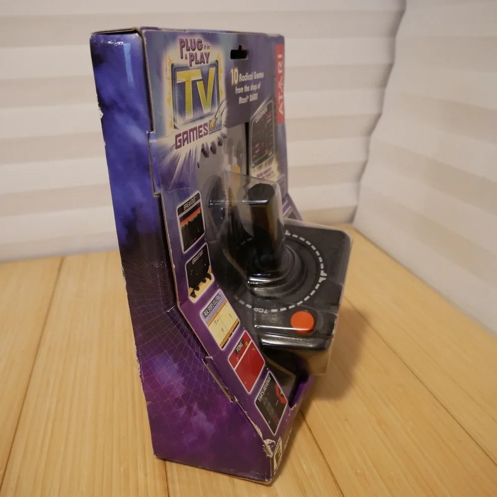 Atari 10-in-1 Plug & Play TV Games‎ (Jakks Pacific TV game systems, 2002) - 06